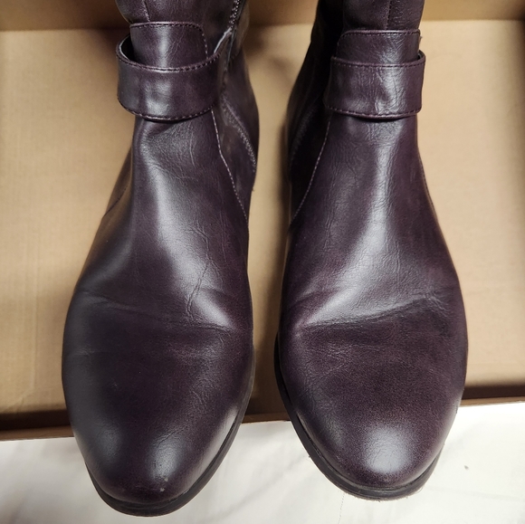 Over The Knee Boots - Picture 2 of 10